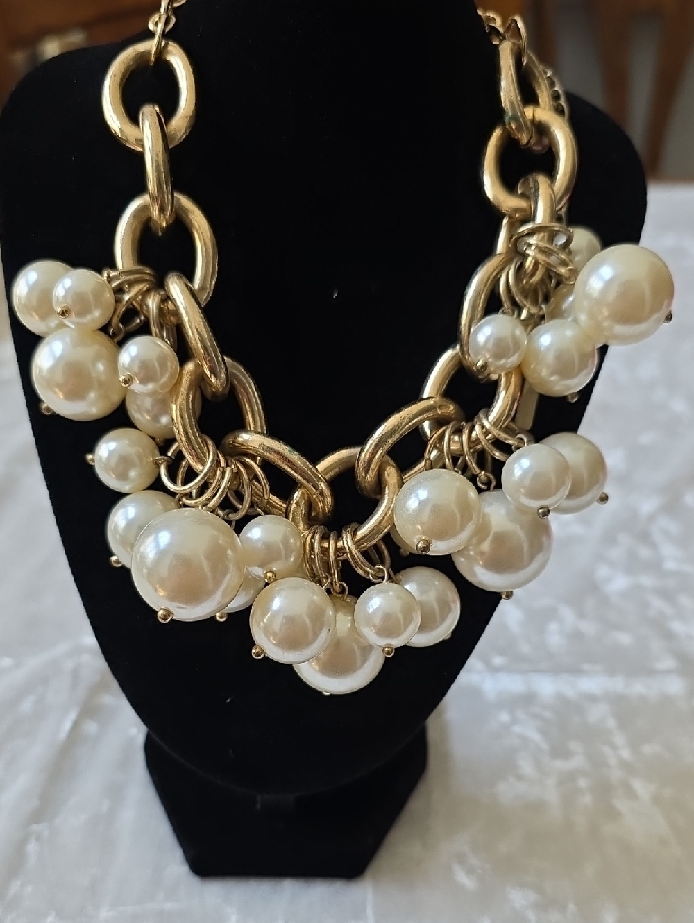 Cookie Lee Vintage Gold-Tone Chain Necklace with Big Bauble Pearls